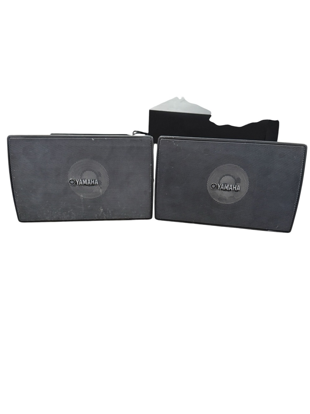 Yamaha Gray Black Grille Stereo Speaker Pair outdoor